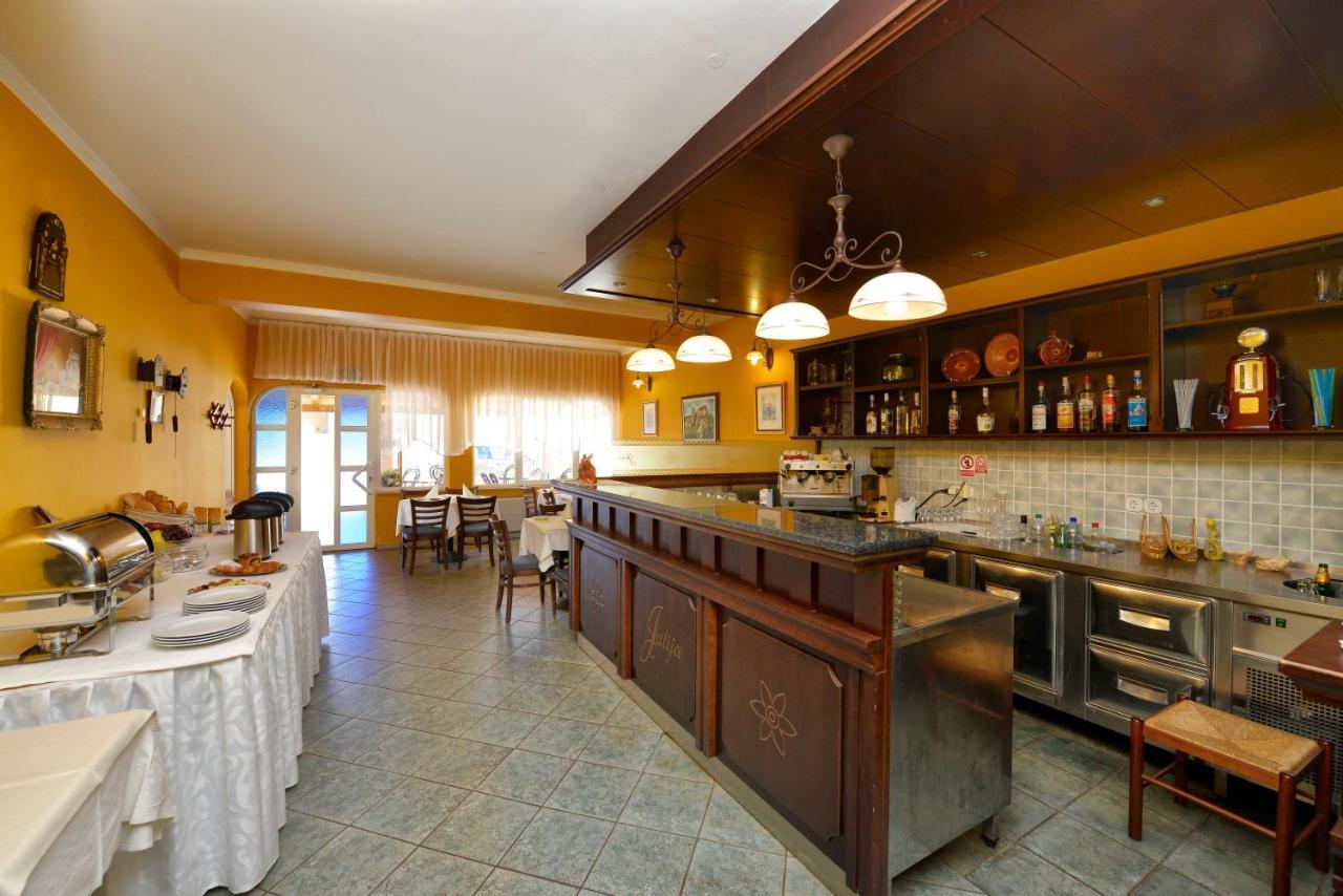 Bed And Breakfast Julia Seget  Экстерьер фото