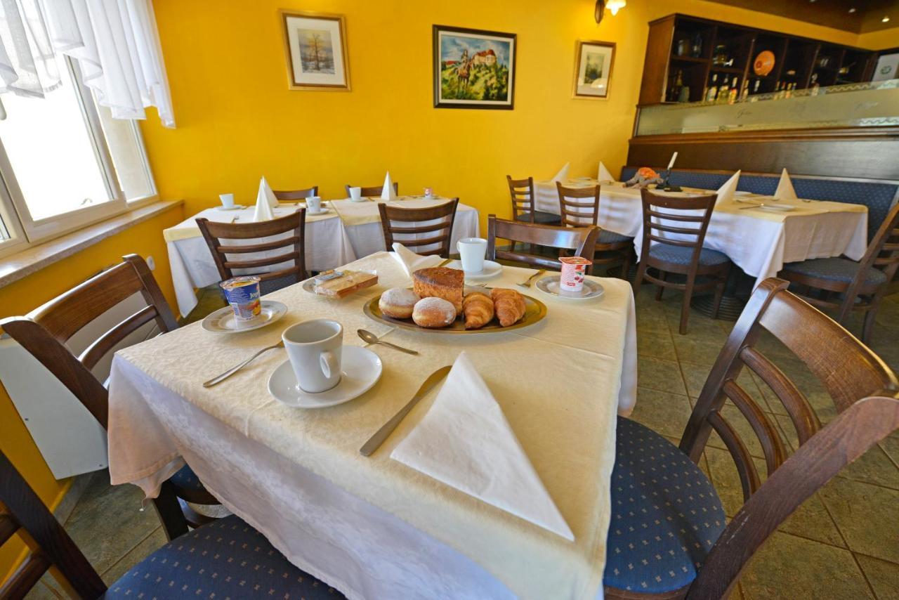 Bed And Breakfast Julia Seget  Экстерьер фото