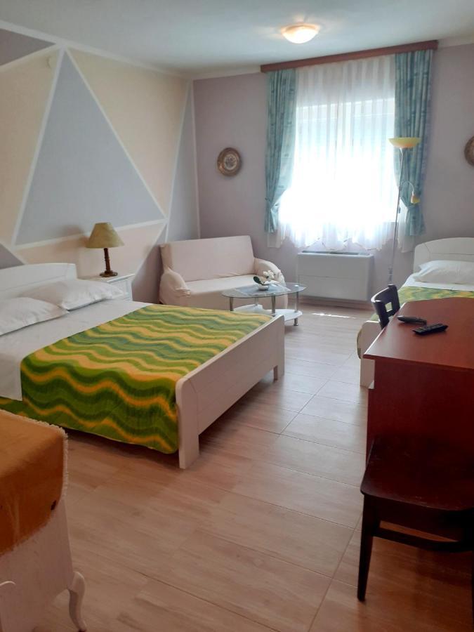 Bed And Breakfast Julia Seget  Экстерьер фото